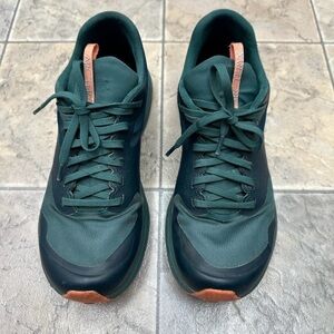 Arc’teryx Norvan LD 2 GORE-TEX hiking trail shoes. Size 7.